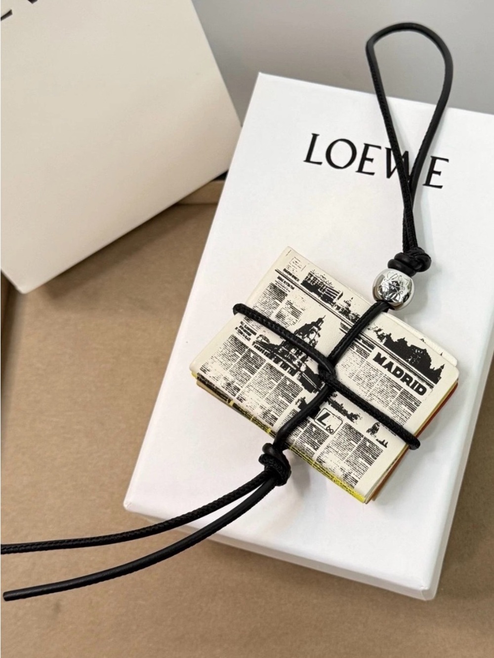 🗞️ 🆕 Loewe bag charm 📰